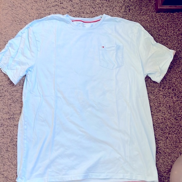Tommy Hilfiger men’s XL light blue pocket short sleeve t-shirt. NWT - Picture 5 of 5